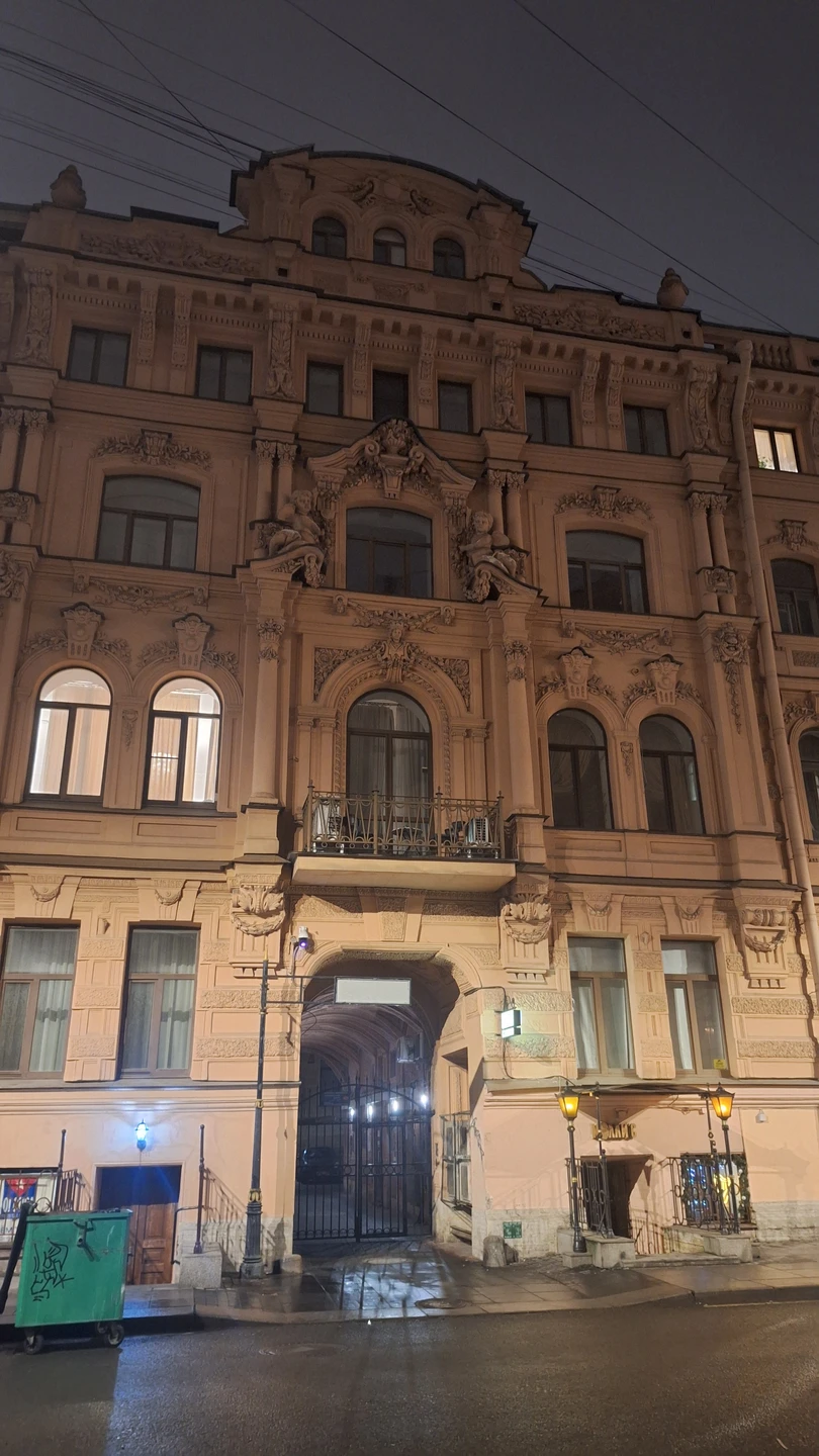 Ленинградские коммуналки - снаружи и изнутри (Екатерина)