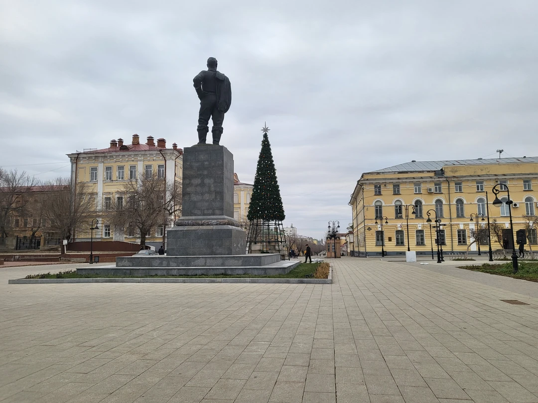 Огромная благодарность Людмиле! Я из Санкт-Петербурга, в первый раз в Оренбурге. Людмила смогла показать основные исторические