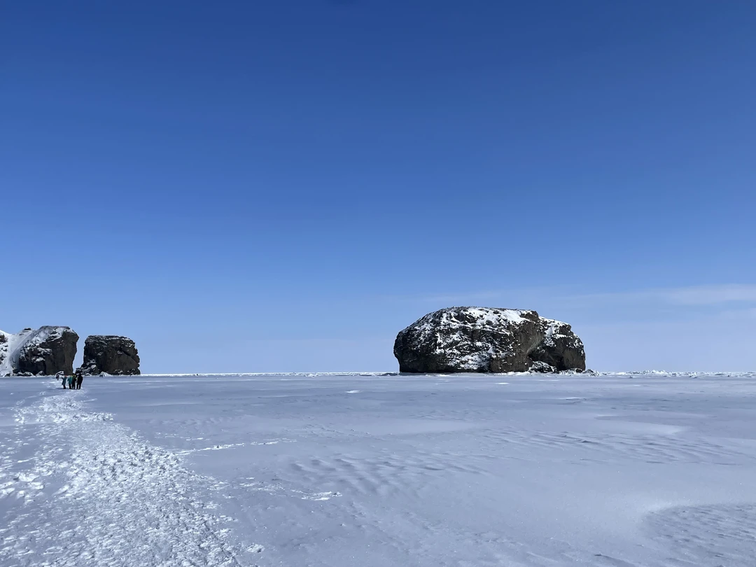 Спасибо Роману за экскурсию! Было очень интересно, история острова, интересные факты о местной жизни, с удовольствием