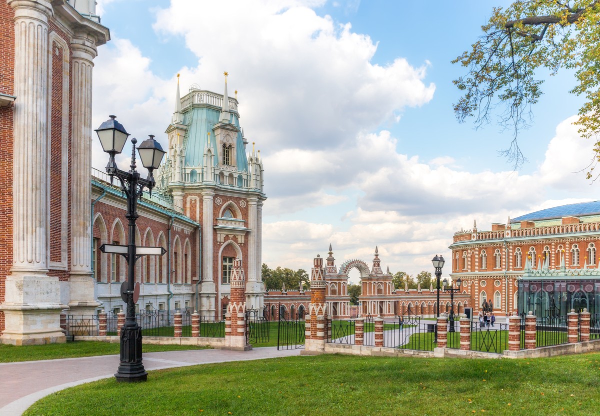 Фото 3 - Экскурсия: "Царственное Царицыно"