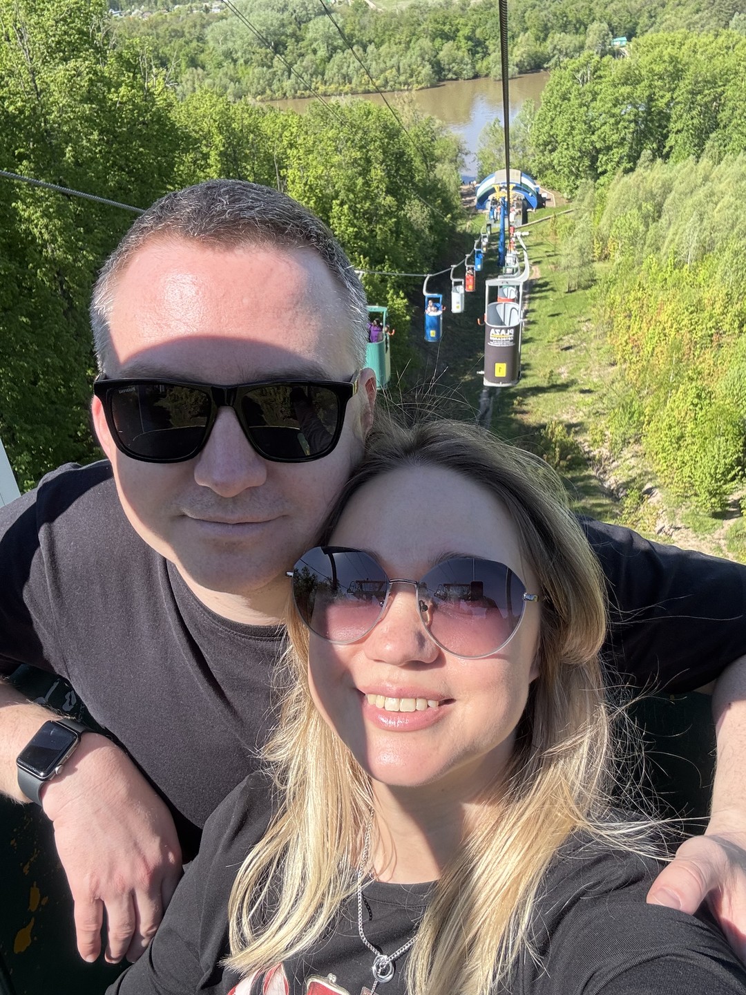 Спасибо Диане за экскурсию. Везде повозила, много интересного рассказала. Учла все пожелания, даже из-за одной нашей
