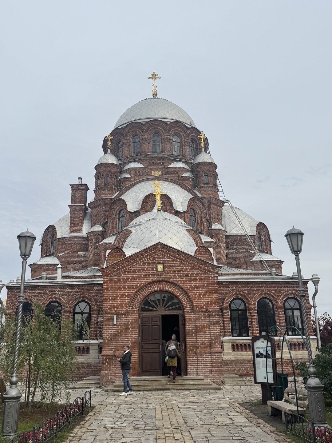 Остров-град Свияжск и Храм всех религий (групповая автобусная экскурсия) (Анастасия)