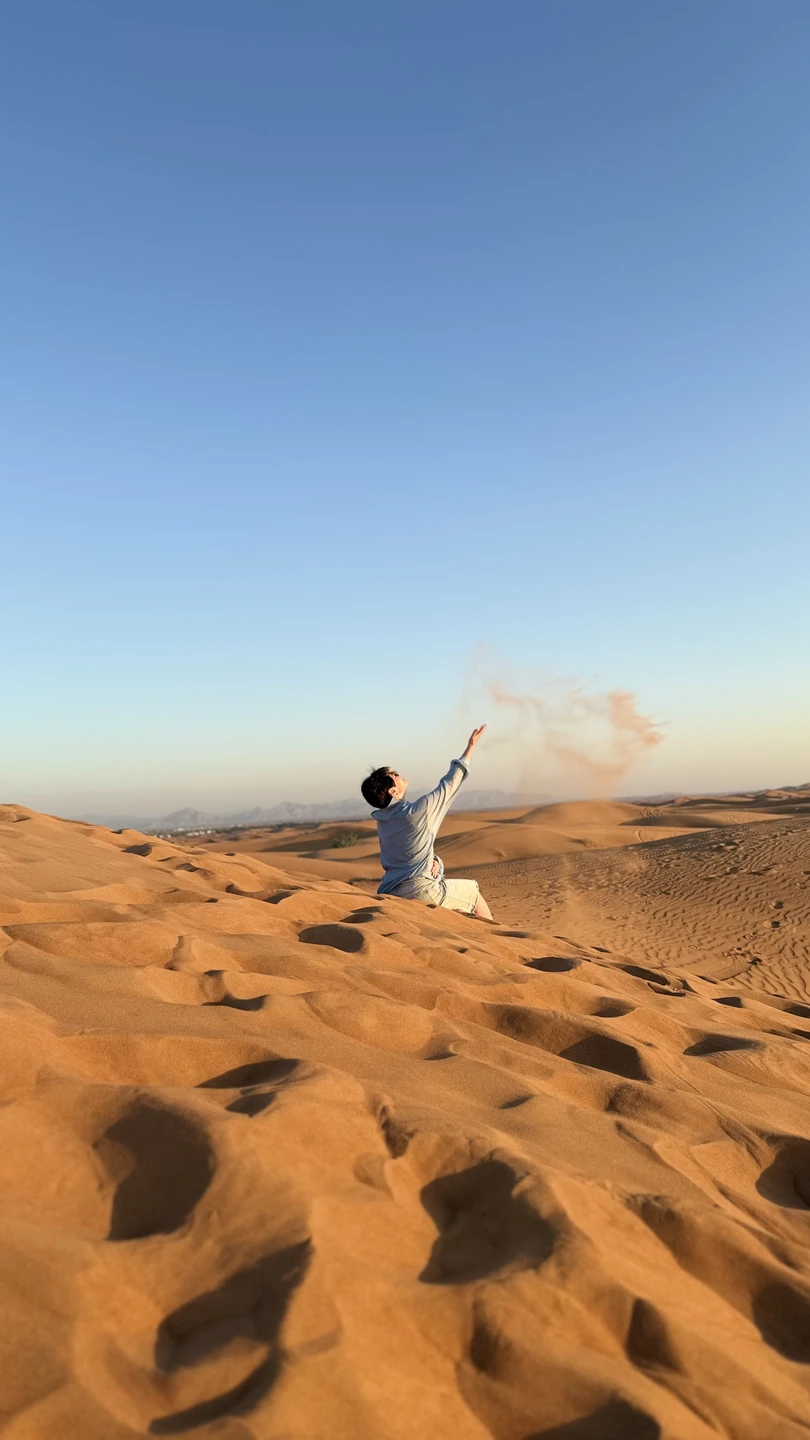 Просто супер, то что нужно!!!! Никаких лишних развлечений, пустыня, закат и красота😍 в полном восторге)