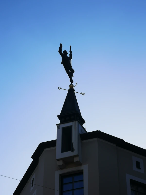 Знакомьтесь, Его Превосходительство Дюссельдорф