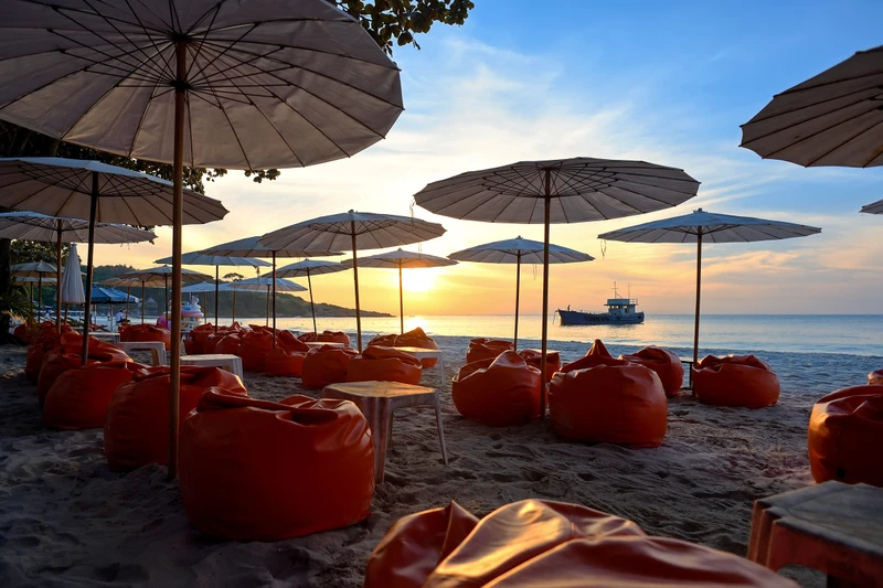 Мини-группой по провинции Районг с проживанием на острове Самет. Всё включено