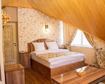Монастыри Хор Вирап и Нораванк, винная дегустация в Арени