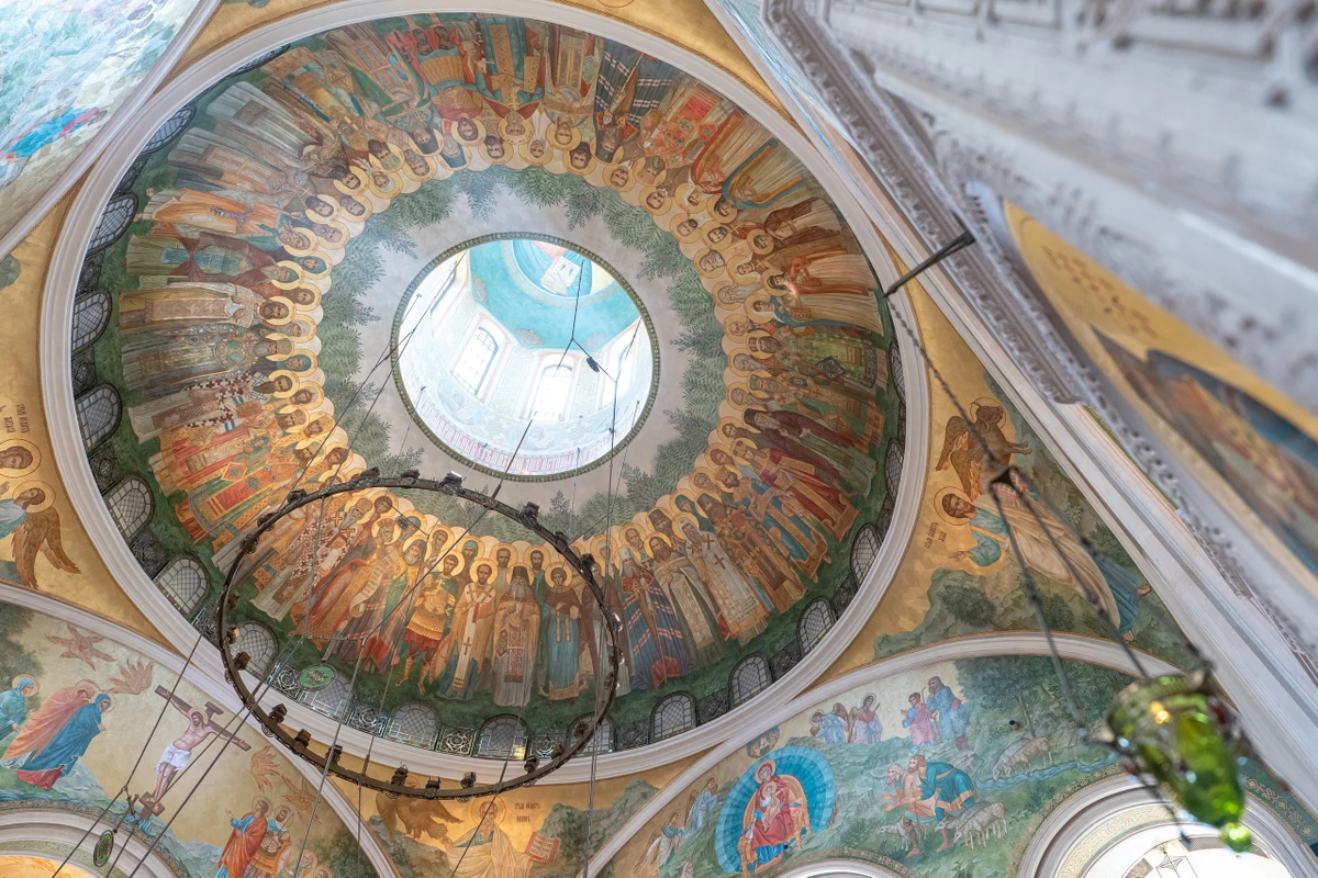 «От Богородицы райский уголок»: экскурсия по Сретенскому монастырю с посещением духовной академии (7/7)