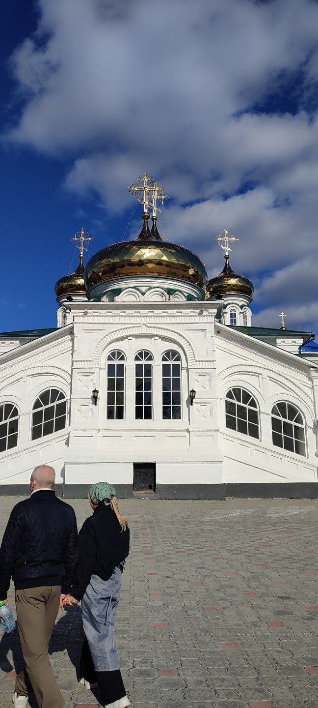 Нам очень понравилась экскурсия, остров Свияжск, его потрясающие виды. Нас было 5 человек, мы остались довольны