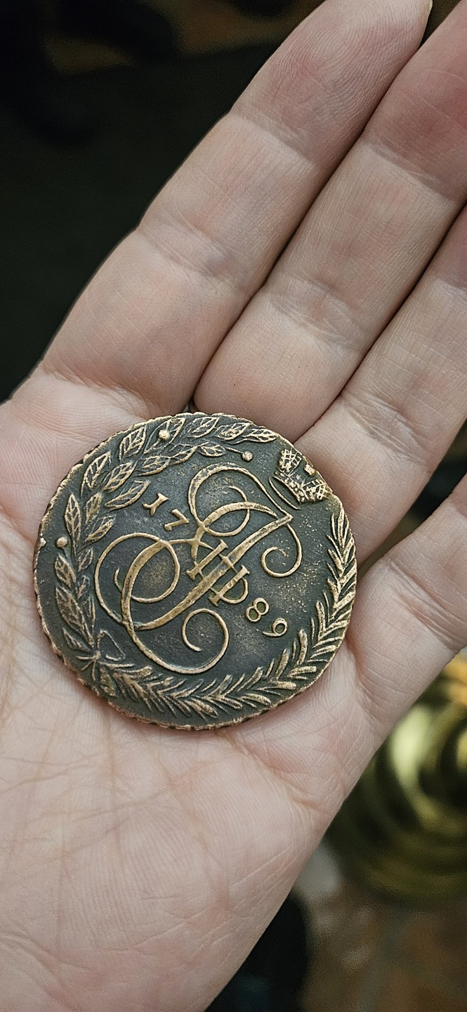 В зимних экскурсиях есть своя прелесть, очень красиво. Несмотря на −5 °C, было отлично — периодически