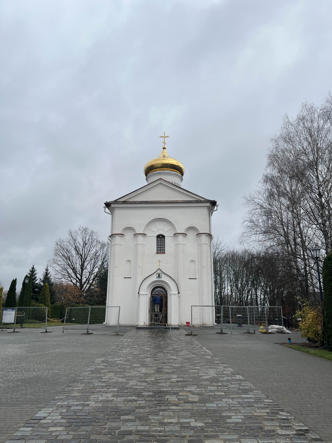Добрый день, благодарим Марину за экскурсию по Полоцку, нам не очень повезло с погодой, был очень