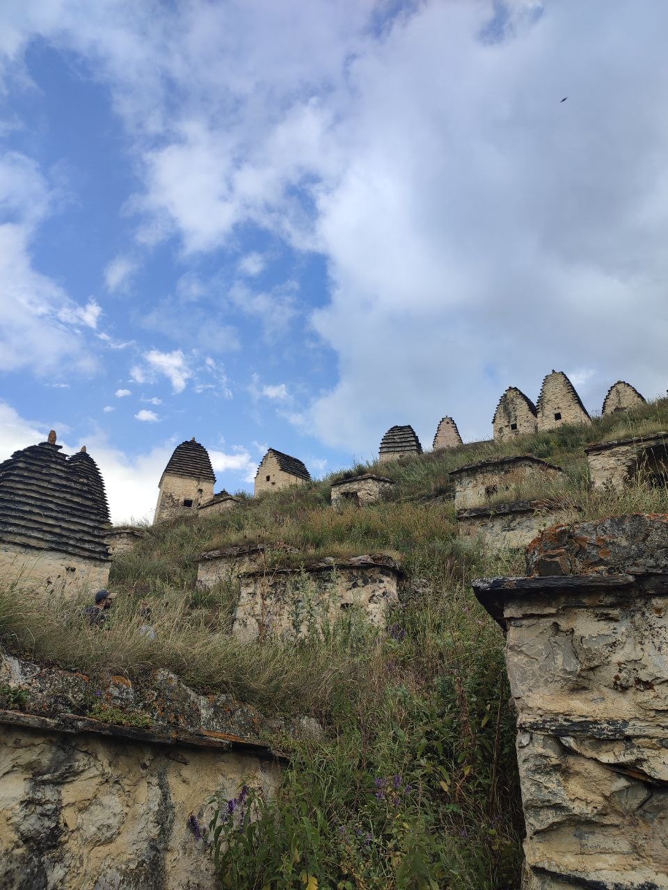 Ездили в Северную Осетию, остались шикарные впечатления, посмотрели красивейшие места.