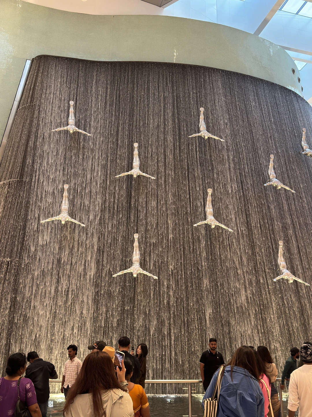 Мы остались очень довольны. Экскурсия превзошла наши ожидания. У нас был очень профессиональный гид Амир