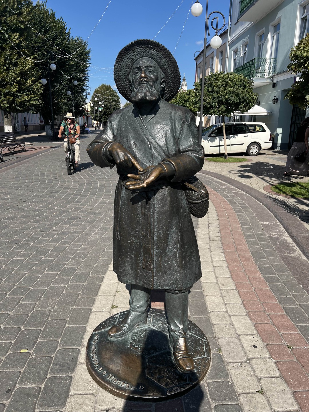 Здравствуйте, уважаемые путешественники! Путешествовали в конце июля-начале августа семьей по Беларуси почти 2 недели, были на