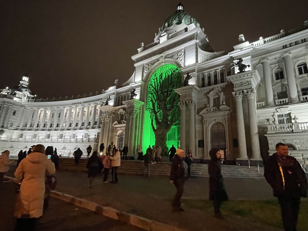Ночная Казань и катание на колесе обозрения «Вокруг света» (Елена)
