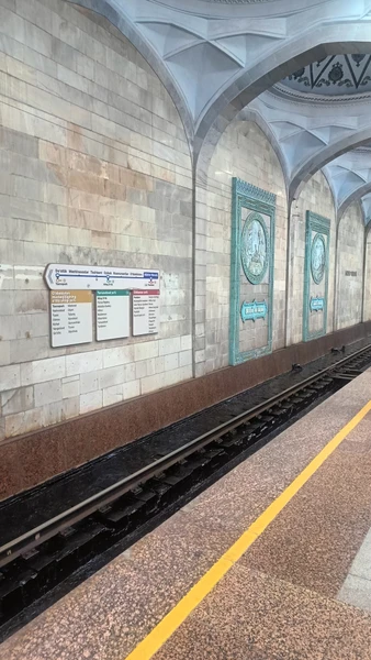 Были в Ташкенте 05 марта. гид Шерзод заботливо встретил нас на вокзале. Экскурсия понравилась. Было много