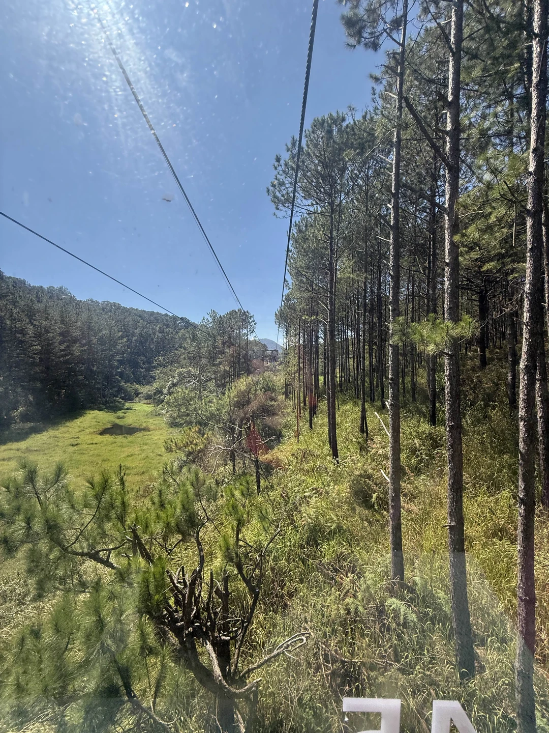 Невероятная красота природы + грамотный гид, рассказывающий настолько интересно - все это равняется лучшему дню во Вьетнаме!