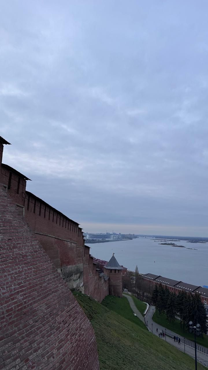 По Нижнему Новгороду на автомобиле (Евгения)