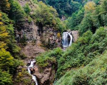 Поездка в водопадам, город-призрак Акармара и Галское водохранилище