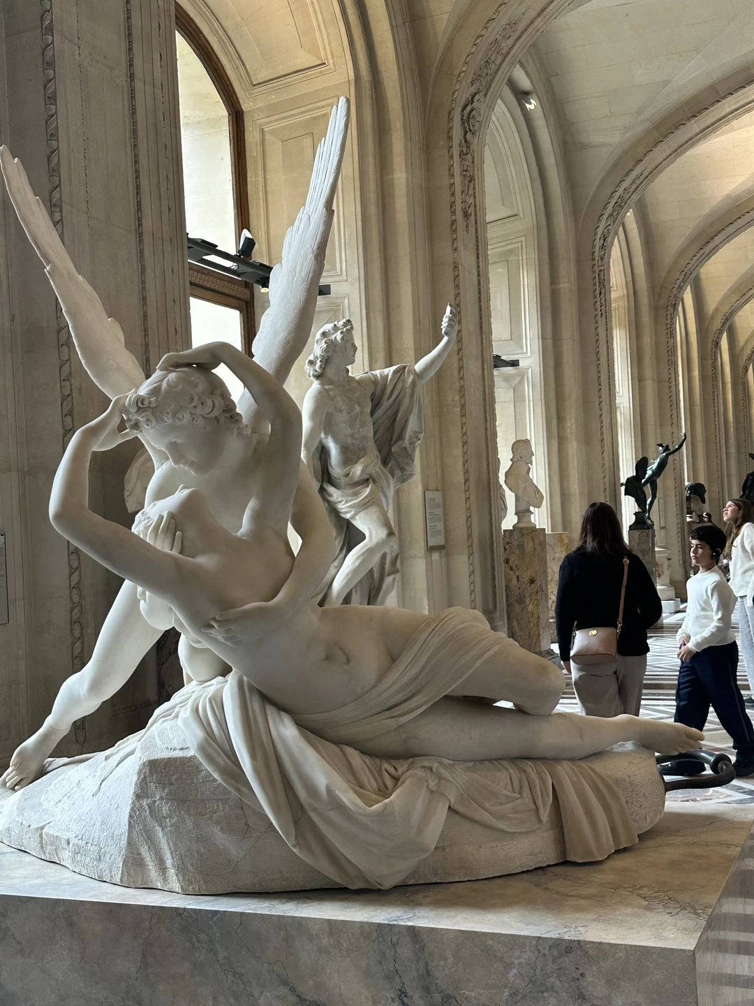 Спасибо большое Ольге за замечательную экскурсию. Нам очень понравилось, Ольга рассказывает действительно быстро, но зато мы