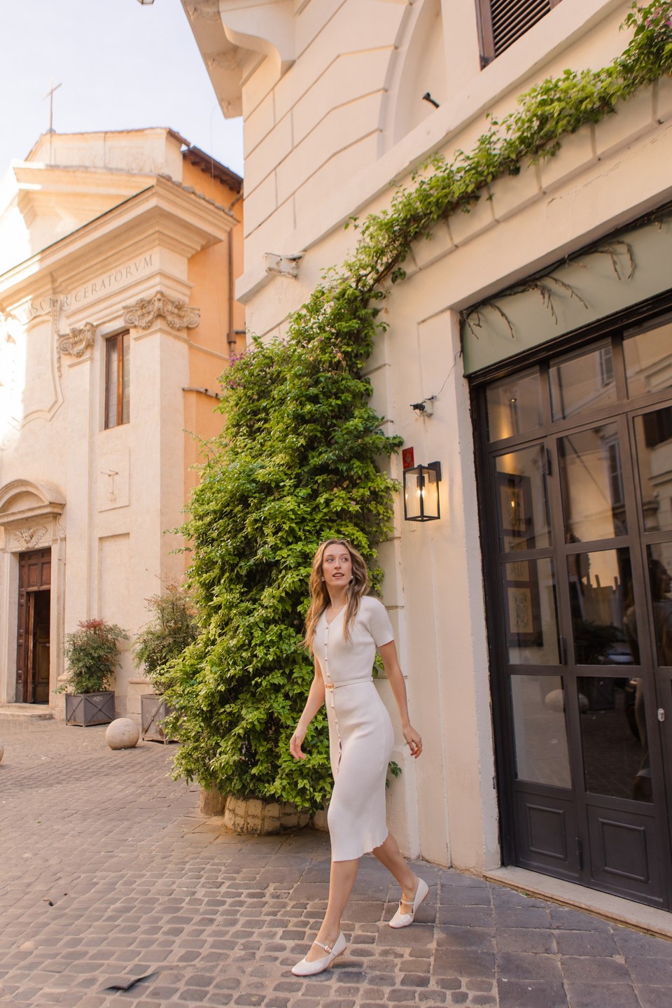 Благодарим Анастасию за необыкновенную фотосессию в Риме! Фотосессия превзошла все ожидания - подбор мест, постановка, советы