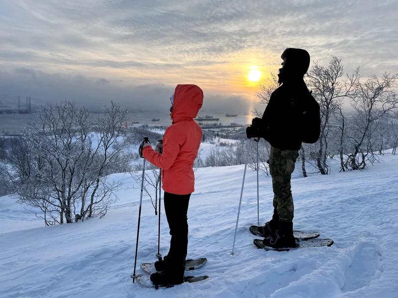 Виды Хайкинг в полярную ночь: сопки, фьорды и завораживающие виды