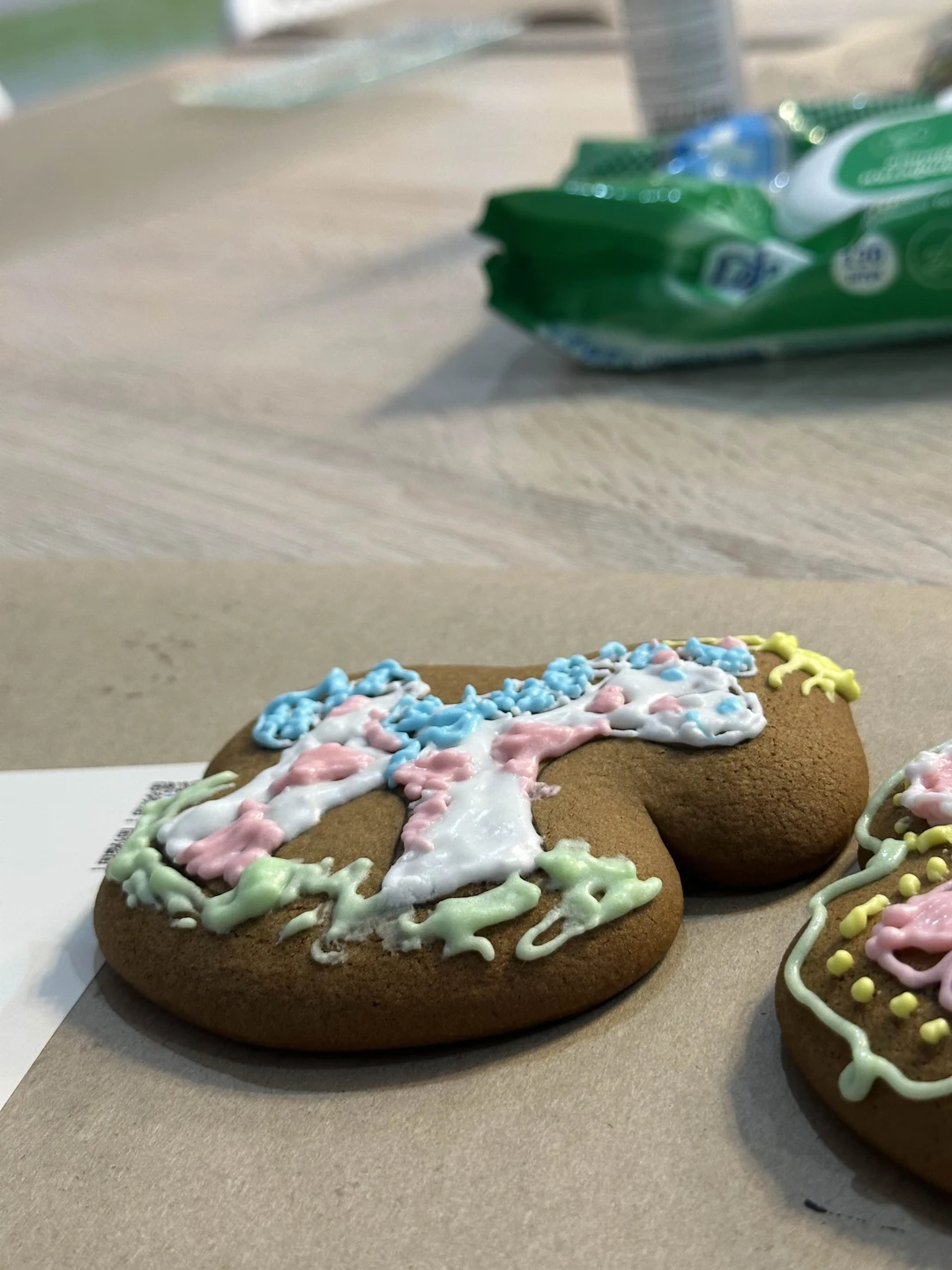 Хороший мастер-класс с предварительным рассказом пряниках и экскурсией по небольшой экспозиции музея