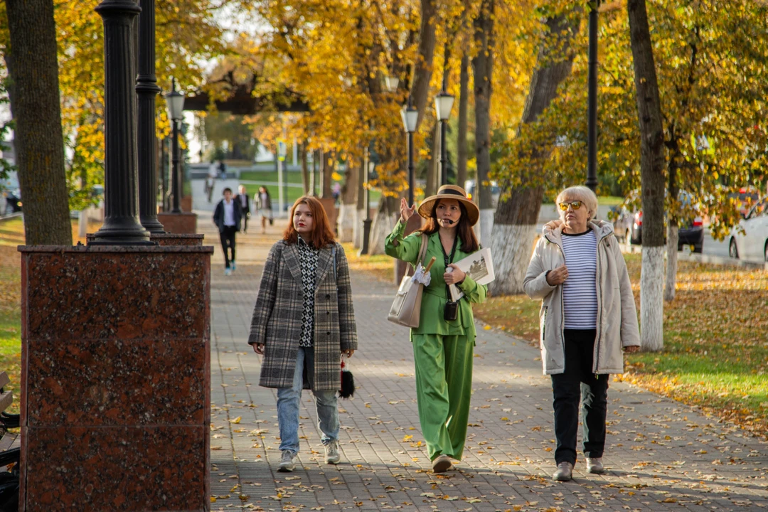 Экскурсия очень понравилась. За два часа не устали, прогулка в нашем темпе, наполненная информацией. Рекомендую.