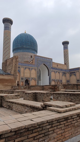 Настоятельно рекомендую эту экскурсию. Парвиз великолепный разказчик, эрудит и полиглот, историк, знающий и любящий свою страну
