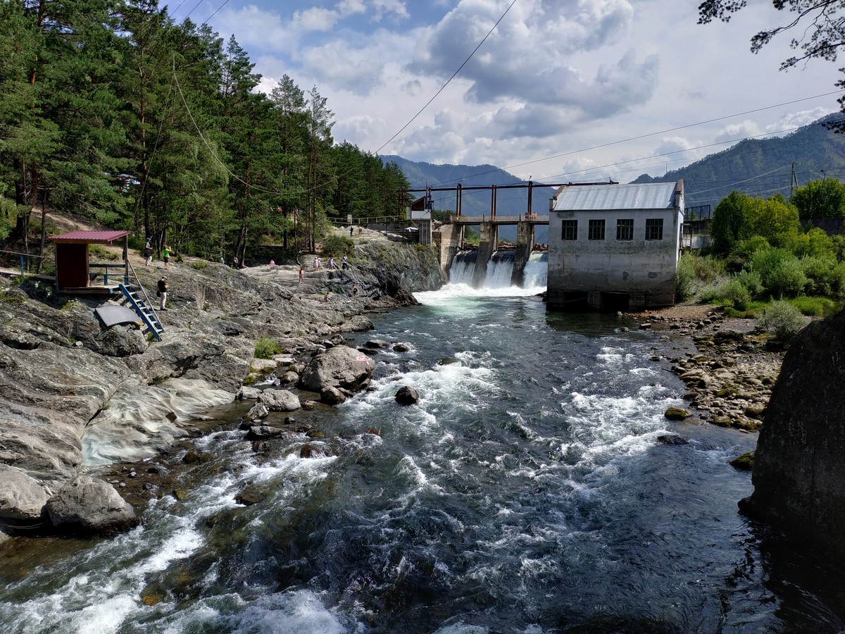 Сокровища Чемала: автомобильное путешествие из Горно-Алтайска