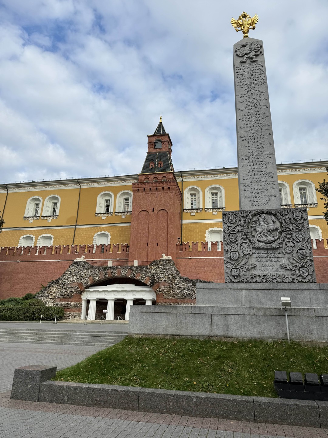 Обаятельная экскурсовод Мария, очень познавательная экскурсия в диалоге. Нам все понравилось, однозначно,