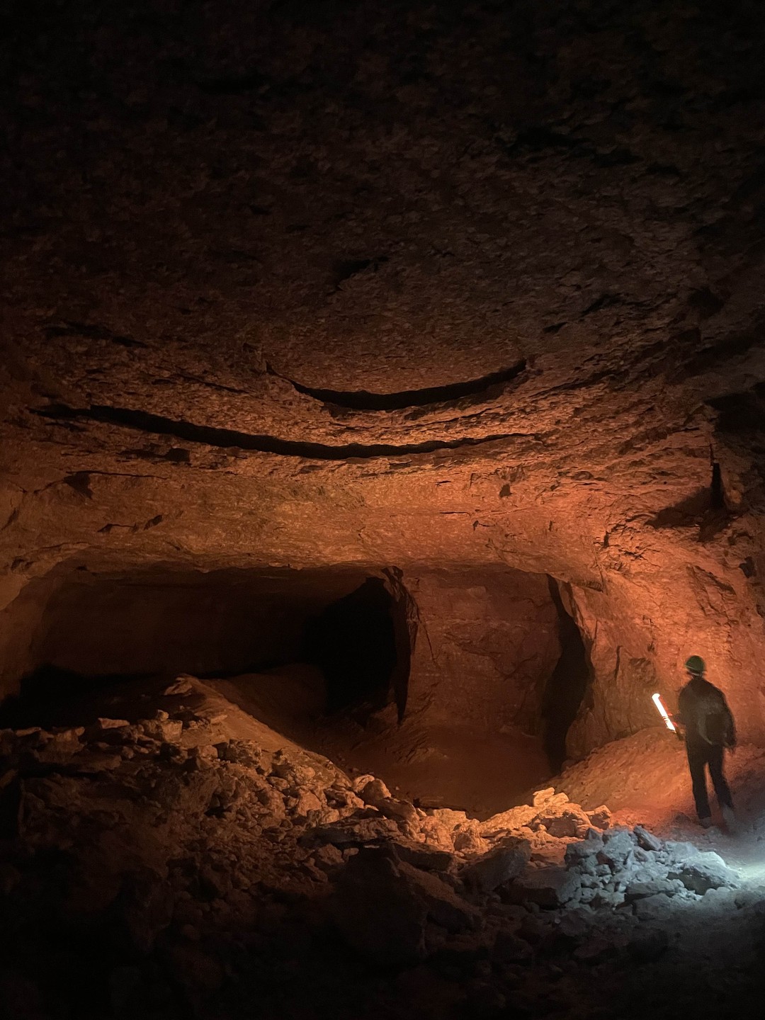Это было незабываемое приключение! Полный восторг! Интересно прогуляться по штольням, красивые виды открываются. Пещера впечатлила, как
