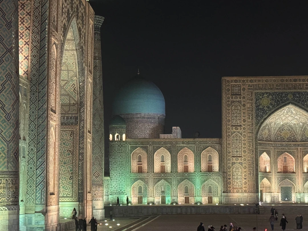 Отличная и познавательная экскурсия! Как человеку далекому от истории, мне было очень интересно, а главное доступно