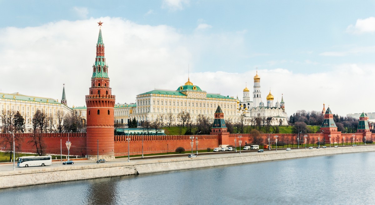 Фото Красная площадь: было — стало (в мини-группе)