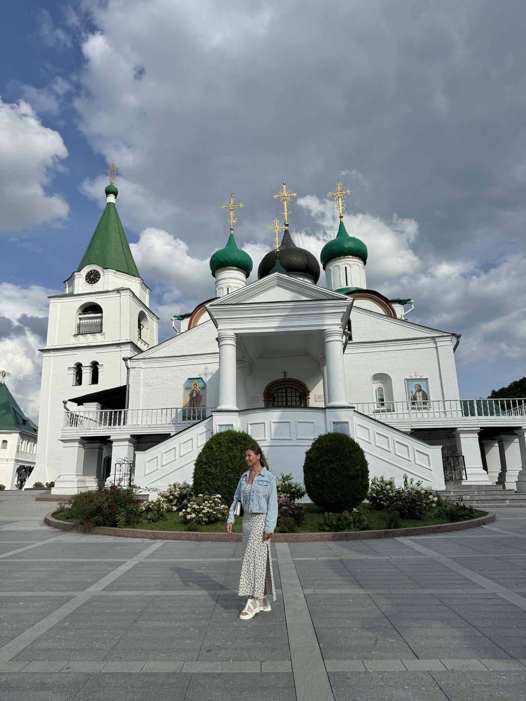 Спасибо большое гиду Анне! Очень интересно рассказывает, все четко, по делу, много остановок, все подробно! Советую!