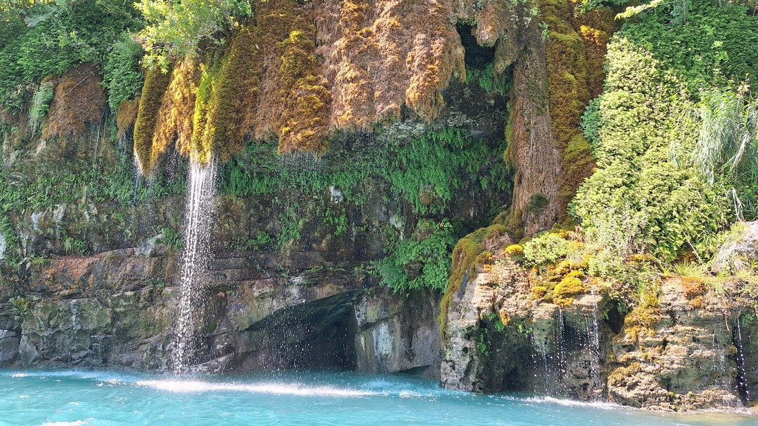 Были на каньоне с гидом-водителем Эдиком. Прошло всё просто отлично!!! Эмоции не передать словами!!! Все наши