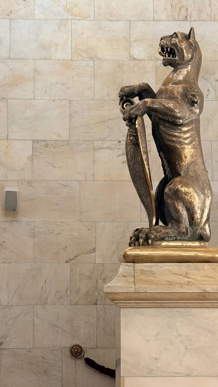 Экскурсия в гостиницу «Ленинградская» с гидом Екатериной Поляковой стала для меня настоящим подарком — редкий случай