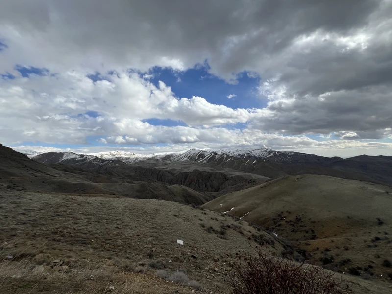 Тигран - прекрасный экскурсовод, максимально интересно рассказывает про любые темы. Программа очень насыщенная. Однозначно могу рекомендовать!