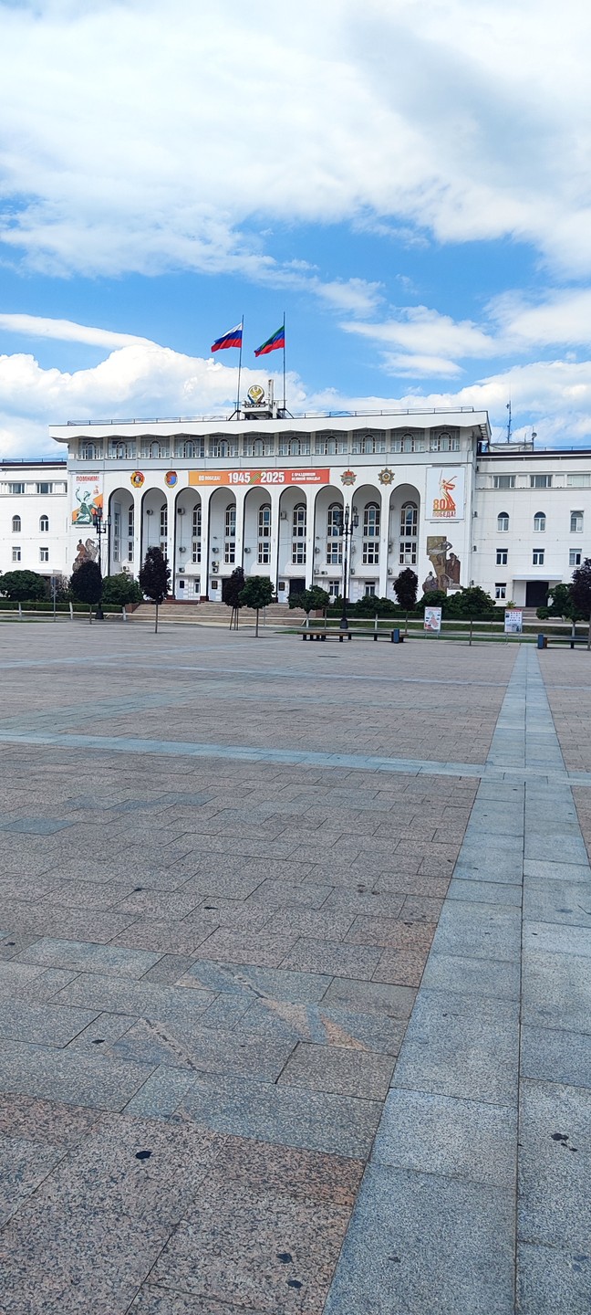 Нам все понравилось. Гид знающий историю, очень хорошо рассказывал. Маршрут не утомительный. Спасибо, Осману!!!
