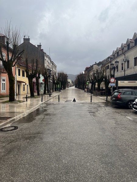 Какогромная любительница всего заброшенного, просто не могла пройти мимо этой экскурсии. Единственное, что ее испортило -