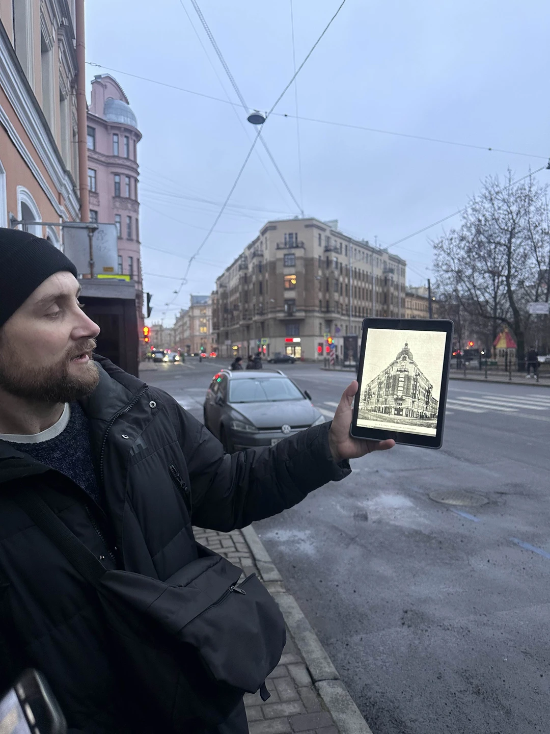 Экскурсия очень понравилась! Даже не ожидала, что будет ТАК интересно. Рассказ Виктор дополнял фотографиями из прошлого