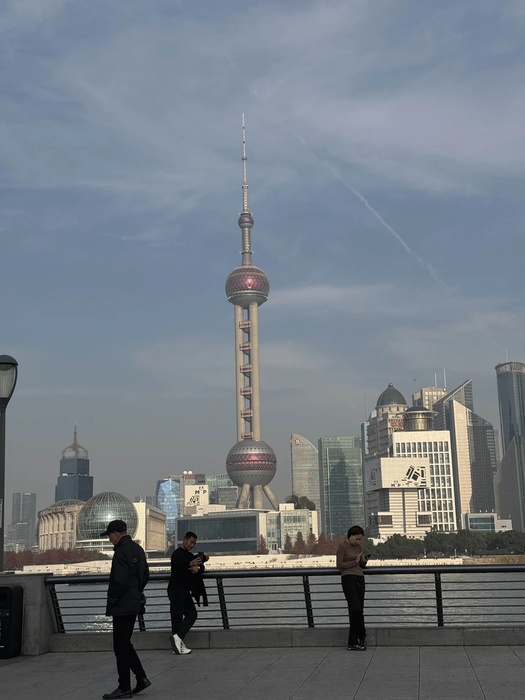 Сердце Шанхая: от древних символов к небоскрёбам будущего (Мария)