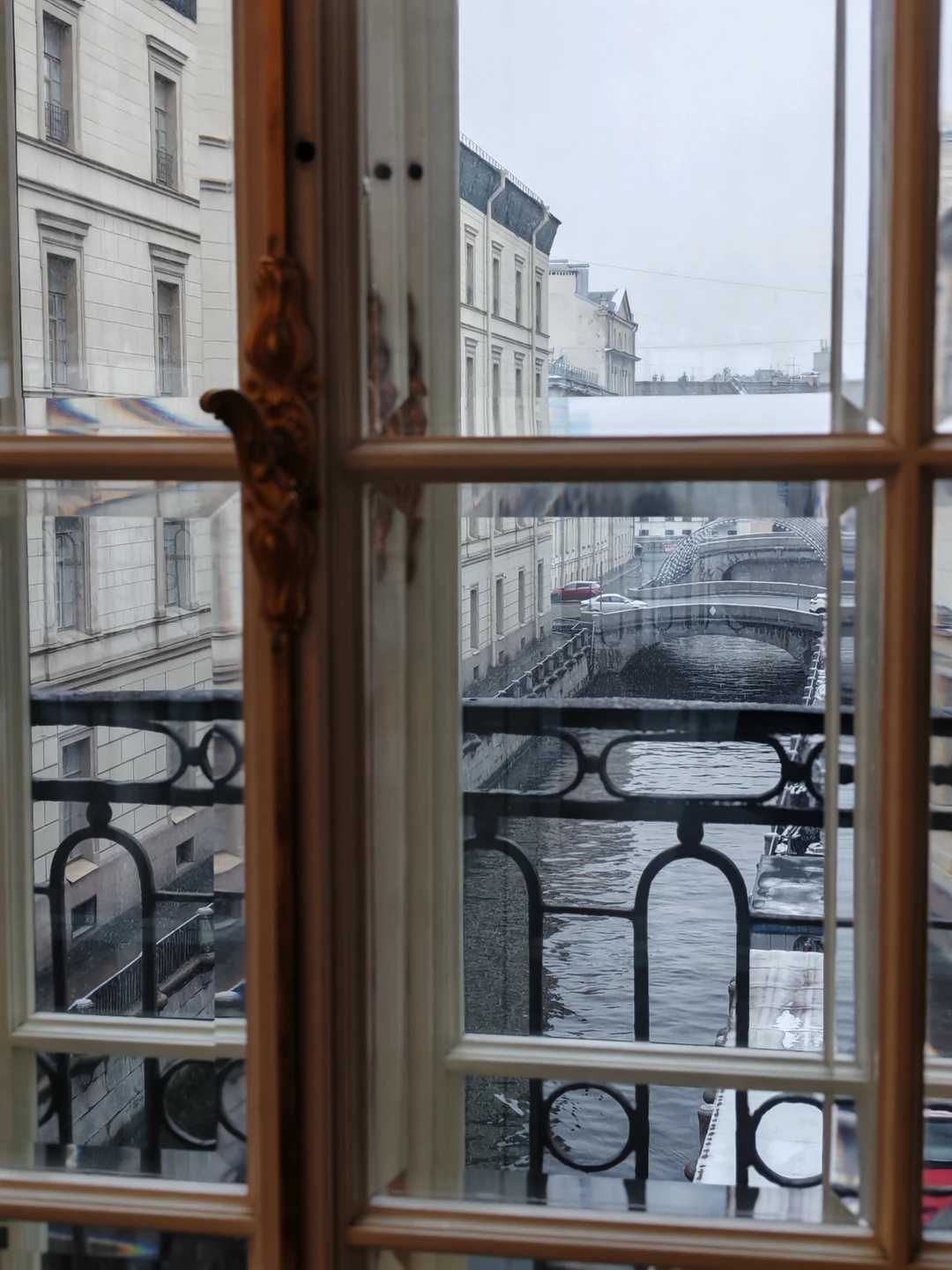 Прекрасная программа. Валентина за два часа очень ёмко и точно знакомила с Эрмитажем