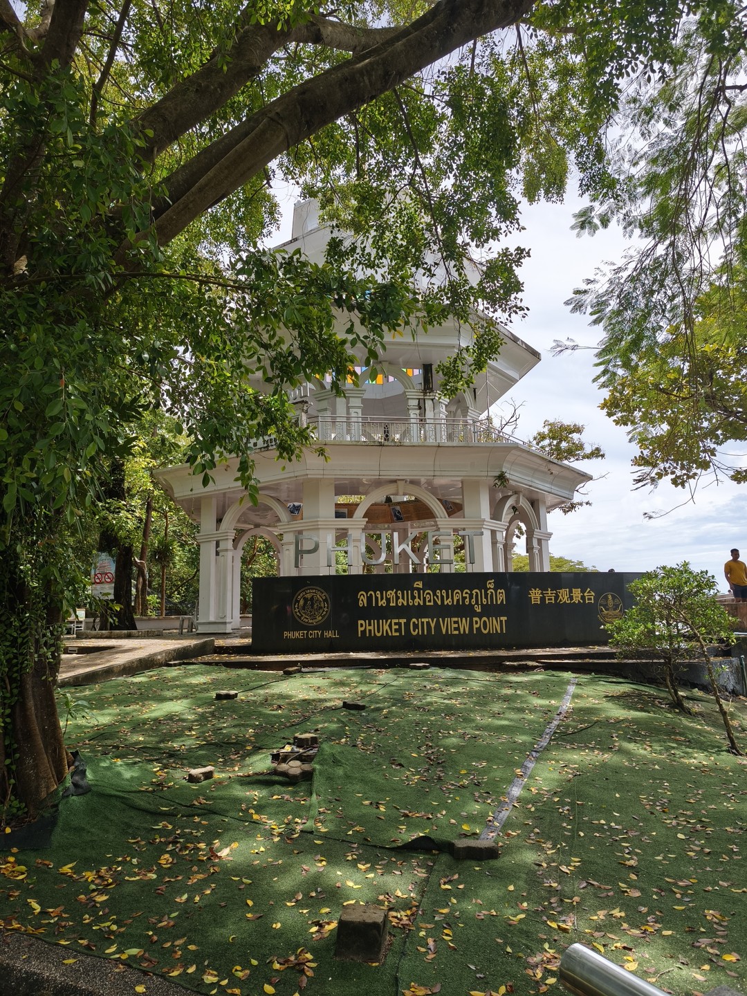 Сегодня были на экскурсии с Владимиром! Это был замечательный и запоминающийся день! Хочется отметить великолепные знания