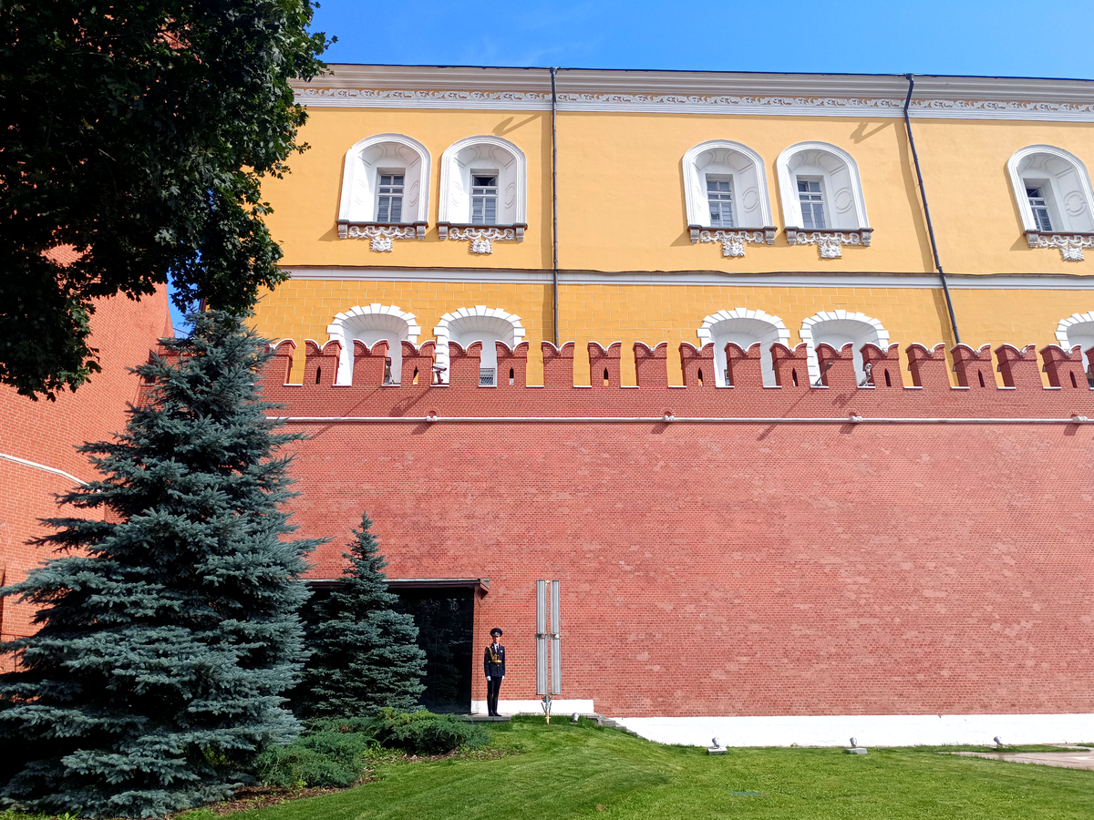 Сквозь время и камень: история московской архитектуры за 3 часа (16/18)