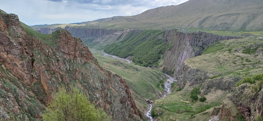 Природа Северного Приэльбрусья: Джилы-Су, плато Шаджатмаз и многое другое (из Кисловодска) (Дмитрий)