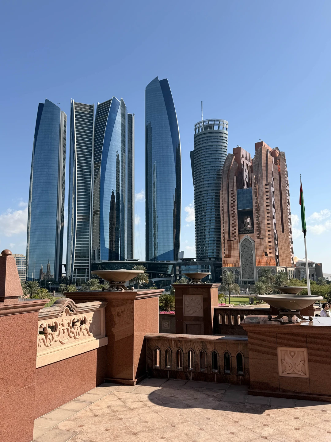 Акбар отличный гид. Было комфортно и интересно