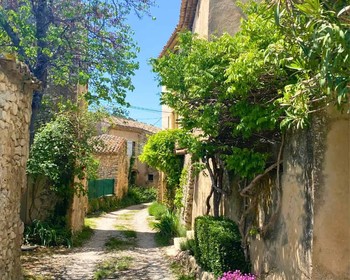 Деревушки Лурмарен и Кюкьерон, переезд в Экс-ан-Прованс