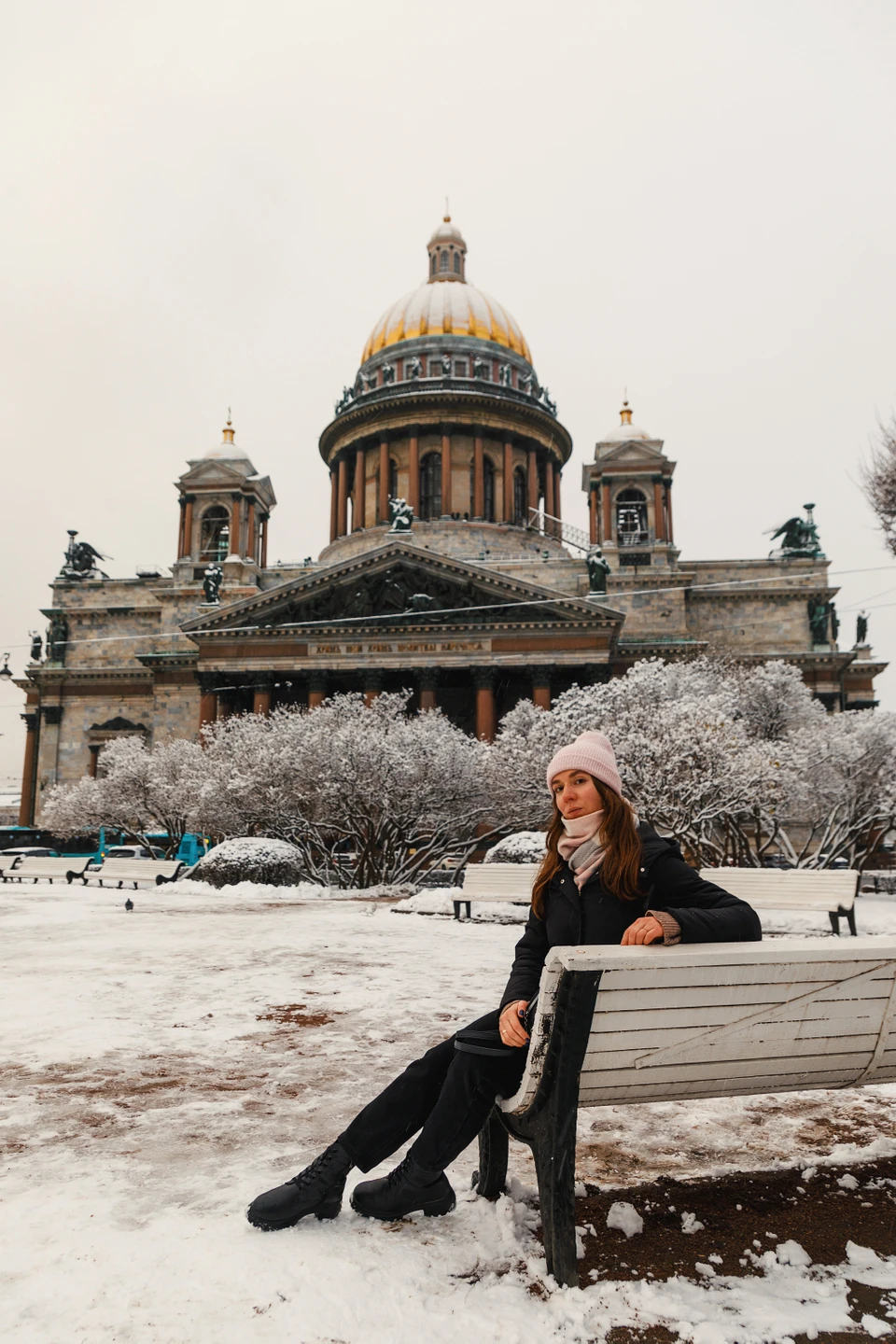 Спасибо за фотопрогулку! Александр не только профессионал своего дела, но и очень душевный человек, час пролетел