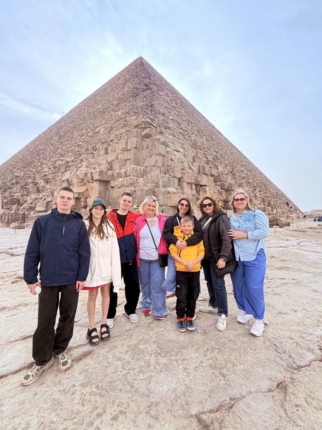 Невероятная экскурсия и организация! Очень хочется поставить 10 звезд из 5 возможных 🤗 Нас было 7