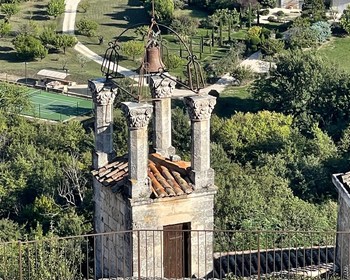 Папский дворец в Авиньоне, галереи Горда, охровые карьеры Руссильона